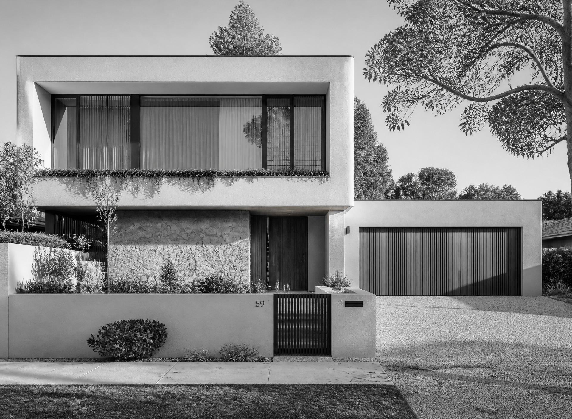 Contemporary Australian home in black and white